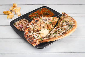 Chole With Paneer Kulcha
