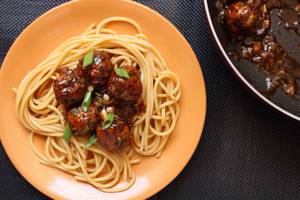 Noodle + Manchurian