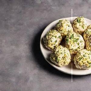 Baked Cottage Cheese Ball