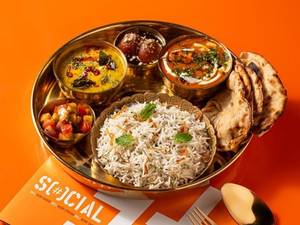 Toofani Paneer And Dal Tadka Mealbox