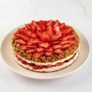 Strawberry Biscoff Cheesecake