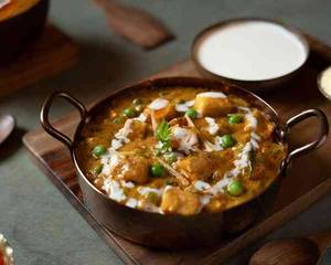 Matar Paneer