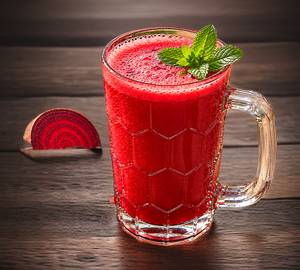 Fresh Beetroot,Carrot And Amla Mix Juice