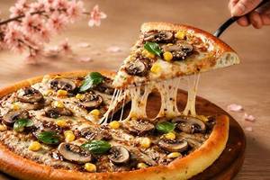 Moshi-moshi Mushroom & Corn Regular Pizza