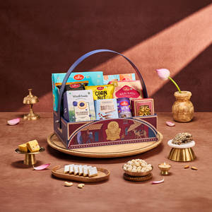 Mehman Nawazi Mithai Gift Hamper