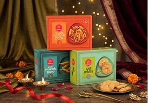 MATHI COMBO (Classic Munchies Hamper)