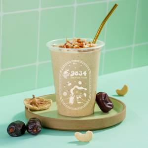 Kaju Dates Anjeer Milkshake