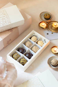 Truffle Box – Floral