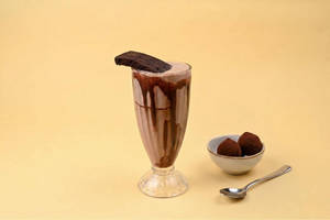 Chocolate Cake Milkshake