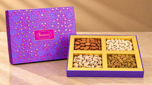 Chaar Ratna Classic Nut Celebration Box
