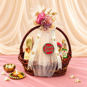 The Regal Basket Hamper
