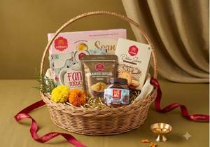 ROUND FABRIC BASKET (Deluxe Festive Hamper)