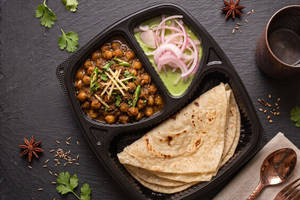 Pindi Chole With 2 Rumali Roti