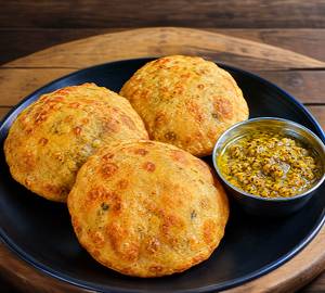 Dal Puri [3 Pieces] With Chutney