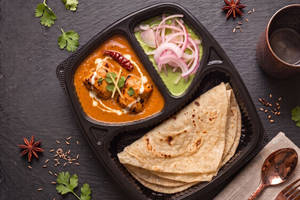 Butter Chicken Boneless (2 Pcs) With 2 Rumali Roti