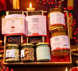 The Grand Festive Eggles Diwali Hamper