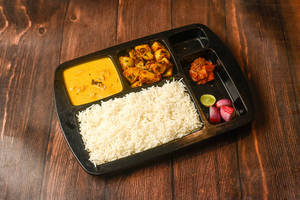 Rice Kadhi Thali
