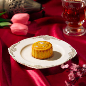 Moong Treasure Mooncake