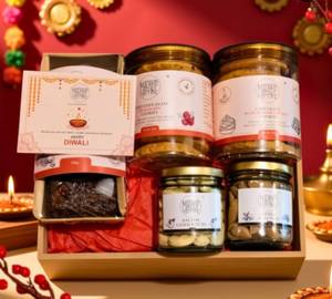 The Little Festive Eggless Diwali Hamper