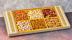 Festival Of Lights Nut & Mewa Tray