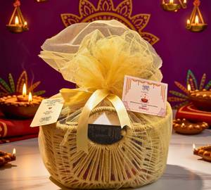 The Moonlight Jute Diwali Hamper (Eggless)
