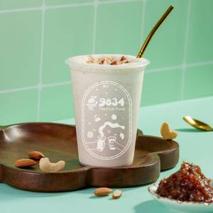 Dry Fruit Gulkand Milkshake