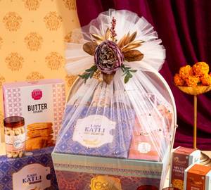 Festive Bliss Gift Hamper