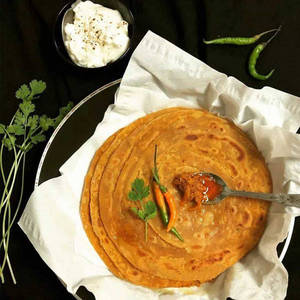 Achari Paratha