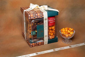 Pinata Gift Hamper Pns-900