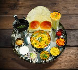 Puneri Misal