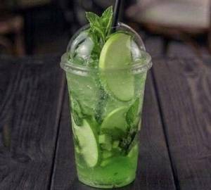 Green apple mojito