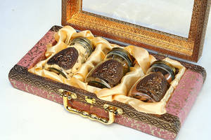 Rajwada Window Pink Dry Fruit Box 3 Jar