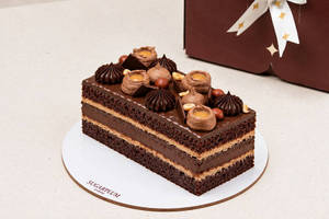 London Viral Chocolate Caramel Cake (500 Grams)