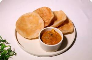 Aloo Puri [4 Pcs Puri]