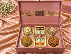 Diwali Special Dry Fruit 4 Jar + Sweets (2220)