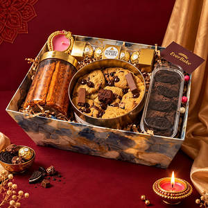 Festive Cookie Tin Gift Hamper