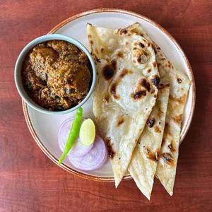 Dum Aloo Punjabi With Butter Naan