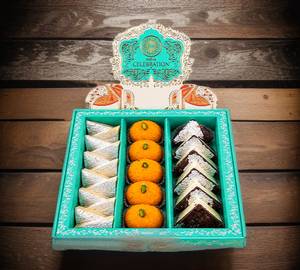 Sweets Box ( 500 Gms )