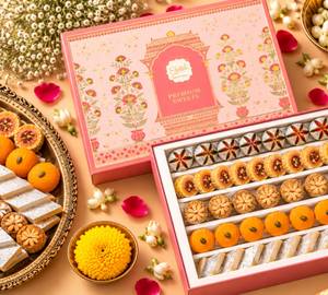 Madhurya Assorted Sweets Box [900 G]