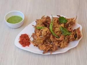 Onion Bhajiya Plate