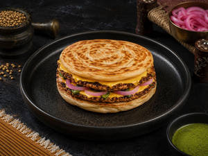 Smashed Chicken Paratha Burger