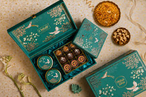 Royal Sky Diwali Gift Hamper With Jars