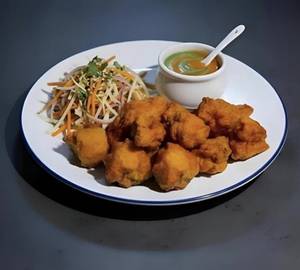 Chicken Pakoda (12 Pcs) + Salad