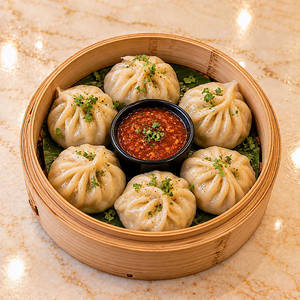 Steam Momos (6 Pcs)