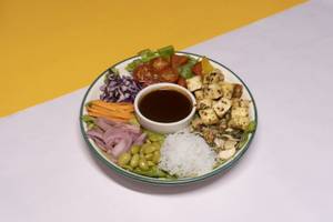 Seoul Glow Paneer Salad