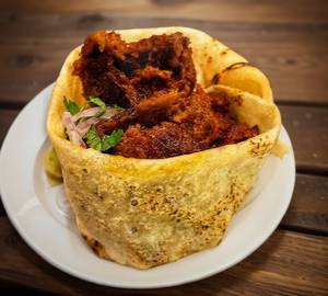 Beef Phaal roll