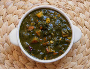 Subz Miloni (mixed Veg In Spinach Gravy)