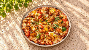 Makhani Paneer Tikka Thin Crust Pizza