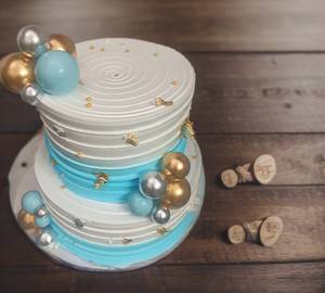 2 floor cake