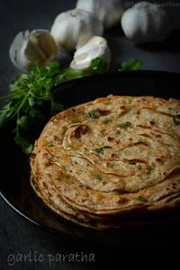 Garlic Laccha Paratha